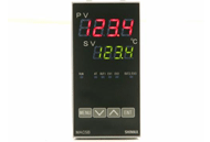 เครื่องควบคุมอุณหภูมิแบบดิจิตอล Digital Temperature Controller รุ่น MAC5B