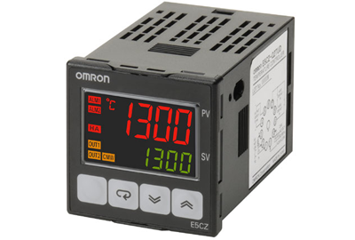 เครื่องควบคุมอุณหภูมิแบบดิจิตอล Digital Temperature Controller รุ่น E5CZ