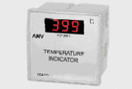 เครื่องวัดอุณหภูมิแบบดิจิตอล Digital Temperature Indicator รุ่น TC40D
