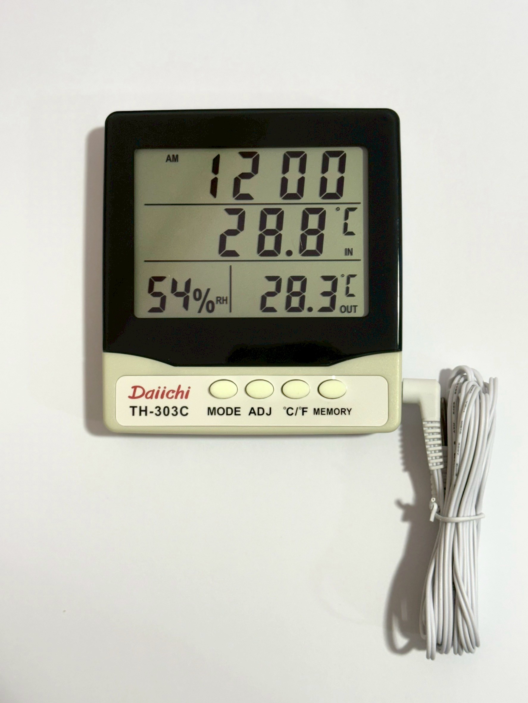 มิเตอร์วัดอุณหภูมิ และ ความชื้น Thermometer And Humidity Meter รุ่น TH-303C มิเตอร์วัดอุณหภูมิ และ ความชื้น Thermometer And Humidity Meter รุ่น TH-303C